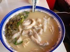 招牌黄鱼面-明呈黄鱼面馆(斜土路店)