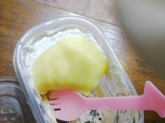 -蜜蜂小象·榴莲千层蛋糕(时代汇11栋店)