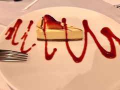 -WOLFGANG PUCK KITCHEN & BAR(迪士尼小镇店)
