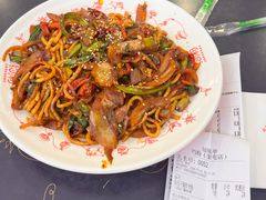 -奎屯友好时尚购物中心