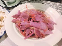 -客家大院·非遗赣南客家菜(郁孤台店)