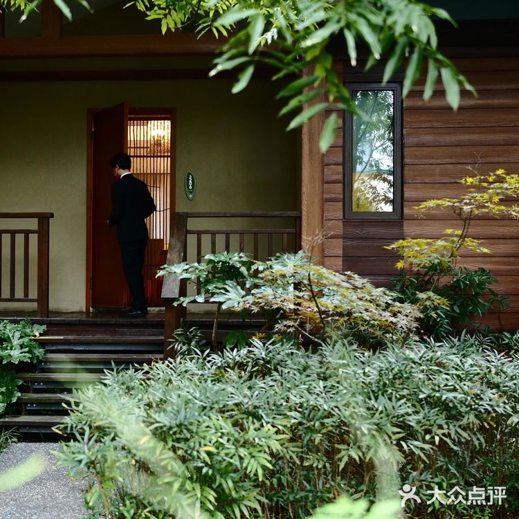 杭州周边｜藏于百亩茶田和竹林里的仙境之地！