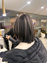 -镁连社·美联社