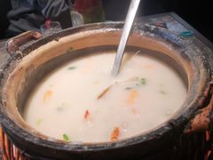 -稻鲜记潮汕砂锅粥