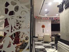 -皇马纯KTV·量贩·聚会(民治店)