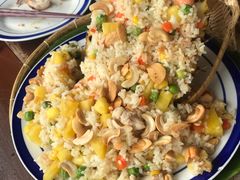 海鲜菠萝炒饭-茉莉.Red Crab