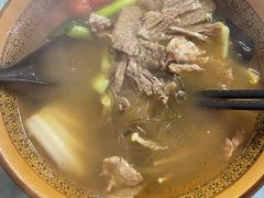 牛肉粉丝汤-伊清斋牛肉面(华佗路店)
