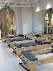 -YesYoga瑜伽普拉提塑形体雕馆