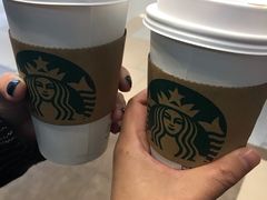 -星巴克(上海虹桥新天地二店)