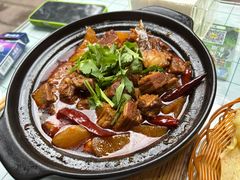 -土砂锅生态山庄·非遗砂锅雅鱼