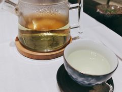 -红鼎豆捞·非遗鲍皇汤火锅(宝丰路店)