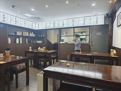 -蟹上黄·蟹黄面·江南糖水(人民广场店)