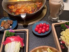 -湊湊火锅·茶憩(打浦桥日月光店)