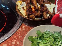 -赵美丽·重庆社区火锅·直营店(火车东站·中豪国际店)