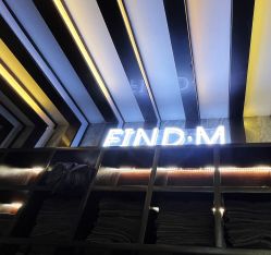 -FIND·M salon