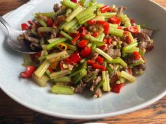 小炒黄牛肉-YAFEE雅菲·粤菜·湘菜·融合菜(魏公村店)