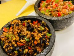 黑红三剁双拼-蝴蝶泉宾馆-中餐厅