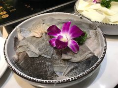 牛百册-围炉夜话·潮汕卤水火锅(榕江店)