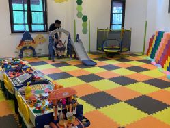 -趣童婴幼儿SPA母婴生活馆(孔雀城店)