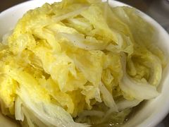 焯白菜粉丝-老爆肚满五香烧牛羊肉