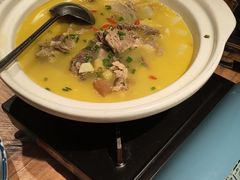-霄汉牛三鲜湖北砂锅菜(万松园2店)