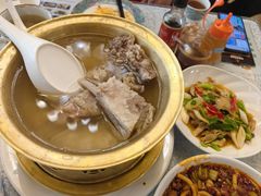 -汗腾格里·风味餐厅(新疆驻京办店)
