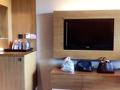 -上海滴水湖皇冠假日酒店