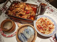 鲜虾泡椒牛蛙-乐乐大排档·30年老字号(浙江路店)