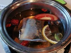 花香锅-一叶一世界·素食餐厅(锦华万达店)