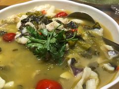 酸菜鱼片-邻家小馆(银都店)