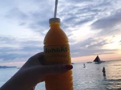 -Jonah's Fruit Shake & Snack Bar