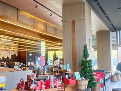 -星巴克(上海虹桥新天地二店)