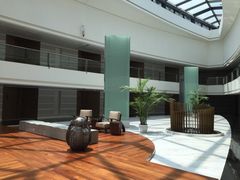 滴水湖皇冠假日酒店-上海滴水湖皇冠假日酒店