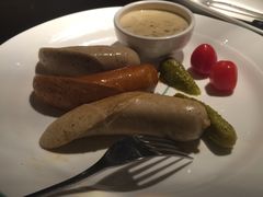 -绿茵阁(体育西分店)