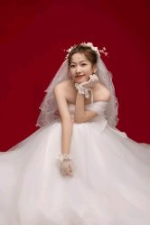 -喜爱高定婚纱摄影