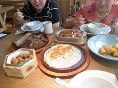 -蜜桃餐厅·伴山(湖滨商业街店)