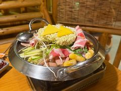 -恩你小木屋·韩式料理(假日广场店)