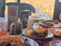 -锦厨国际自助餐厅 · 云端景观 (昆明索菲特大酒店)