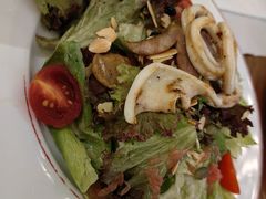 腊味肠鲜鱿鱼柚子沙拉-Entrecôte 法国牛扒馆(保利·时光里店)