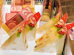 -TOUCH泰奇(宝杨宝龙广场店)