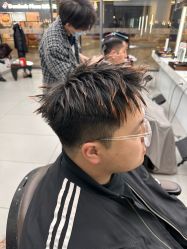 -尤司男士国潮理发馆