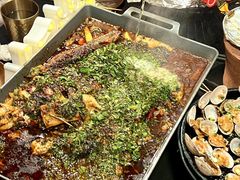 -何师烧烤Pro ·江湖川菜·小龙虾·精酿(太古里旗舰店)