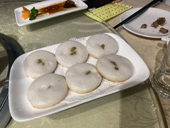 米粑粑-莲餐厅·湖北菜·潜江小龙虾店(愚园路店)