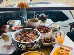 -隔壁老王·家常云南菜(花巷店)