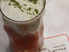 草莓奶酪茶-港丽餐厅(高德置地店)