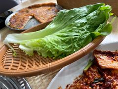 -牛信亭韩国料理·炭火烤肉(紫藤路店)