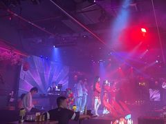 -喜鹊音乐酒馆(西街店)