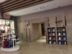 -西安大雁塔科技大学地铁站亚朵酒店