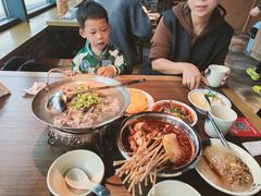 -肖四女乐山跷脚牛肉(南汇大学城生活广场店)