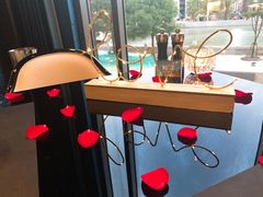 靠窗位-上海苏宁宝丽嘉酒店·Cafe Bellagio西餐厅